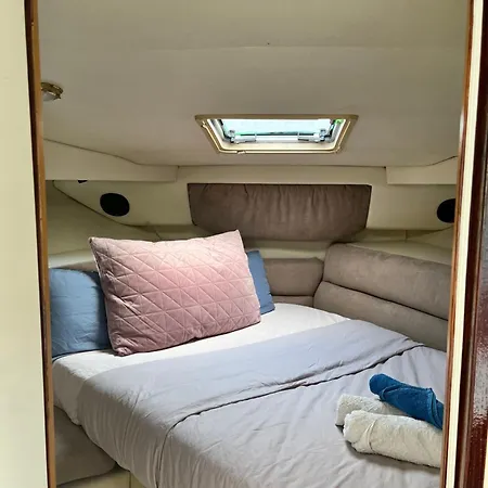 Bateau-hôtel Relax